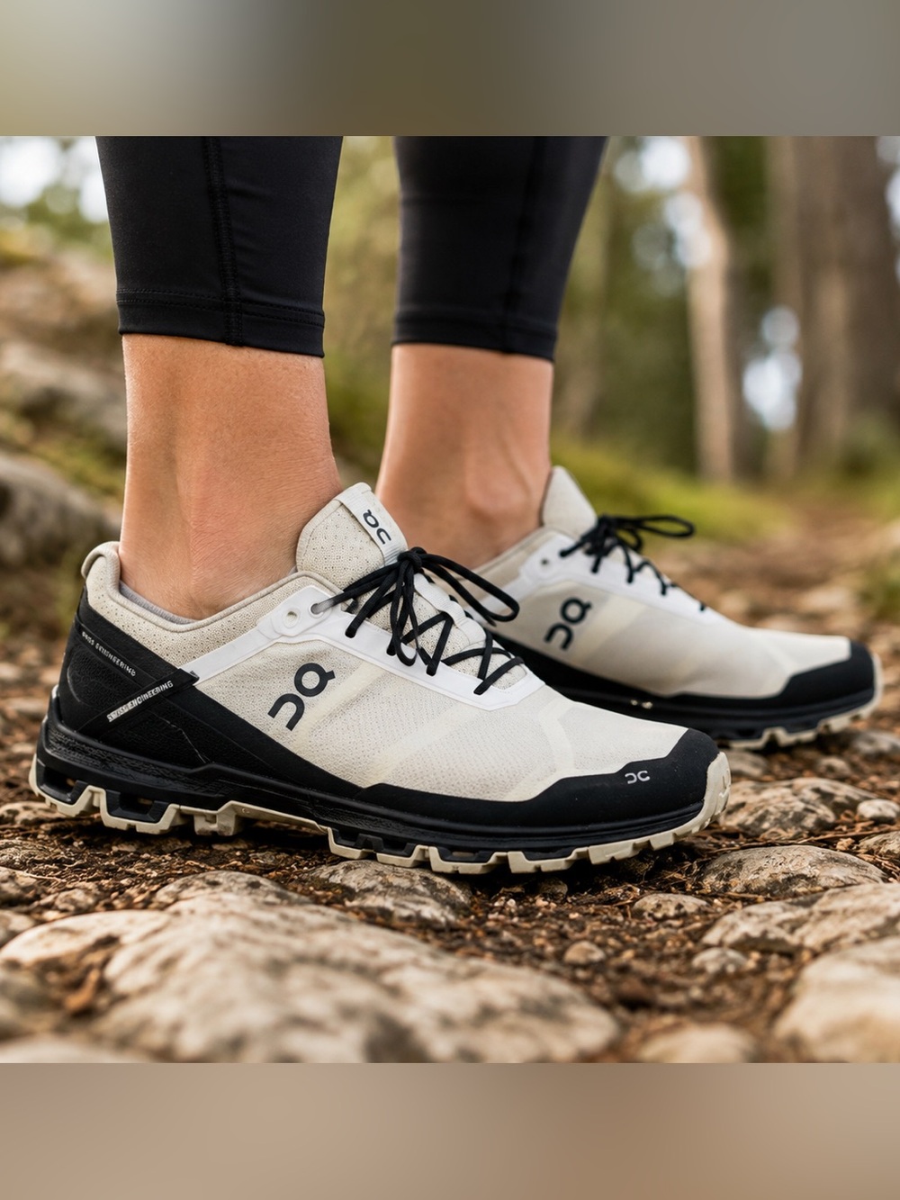 On Cloudventure Peak Women’s 9 White Black Trail Running Shoes